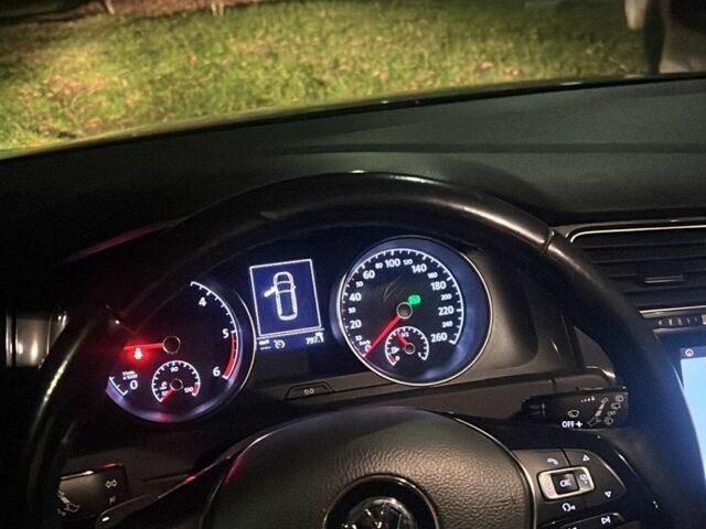 Білий Фольксваген Гольф, об'ємом двигуна 1.6 л та пробігом 273 тис. км за 13600 $, фото 10 на Automoto.ua