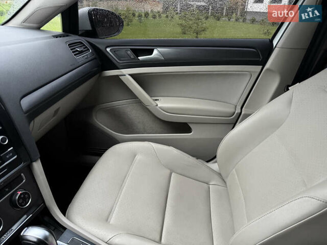 Белый Фольксваген Гольф, объемом двигателя 1.8 л и пробегом 191 тыс. км за 14200 $, фото 18 на Automoto.ua