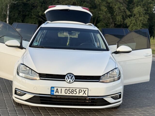 Білий Фольксваген Гольф, об'ємом двигуна 1.6 л та пробігом 229 тис. км за 13350 $, фото 11 на Automoto.ua