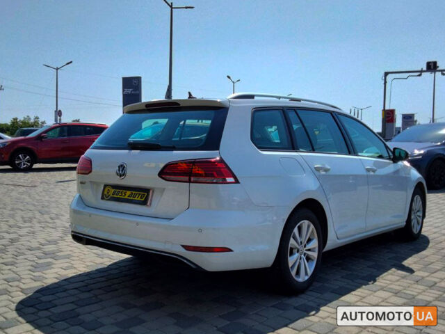Белый Фольксваген Гольф, объемом двигателя 2 л и пробегом 226 тыс. км за 16600 $, фото 2 на Automoto.ua
