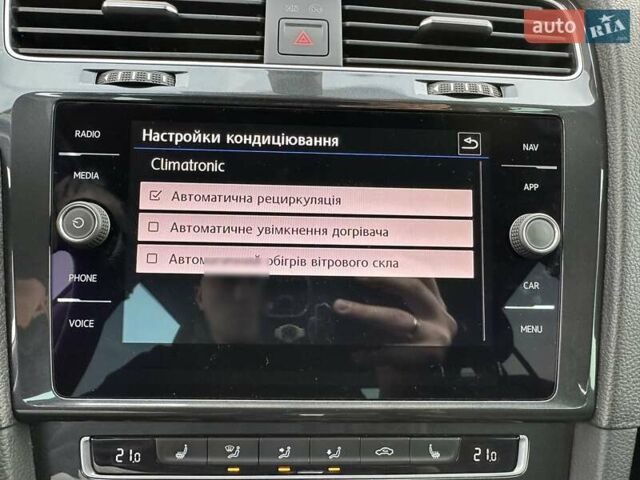 Белый Фольксваген Гольф, объемом двигателя 2 л и пробегом 209 тыс. км за 15500 $, фото 41 на Automoto.ua