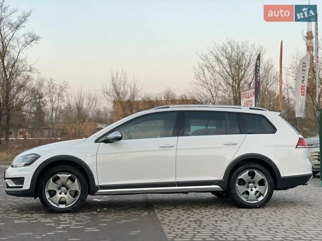Белый Фольксваген Гольф, объемом двигателя 2 л и пробегом 235 тыс. км за 17555 $, фото 11 на Automoto.ua