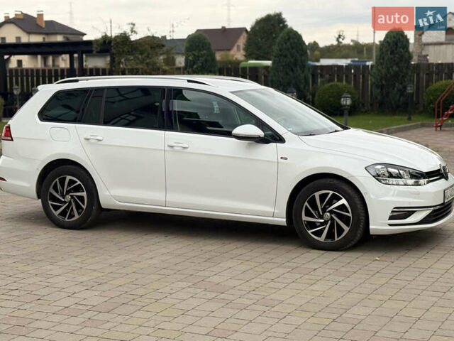 Белый Фольксваген Гольф, объемом двигателя 2 л и пробегом 184 тыс. км за 15250 $, фото 19 на Automoto.ua