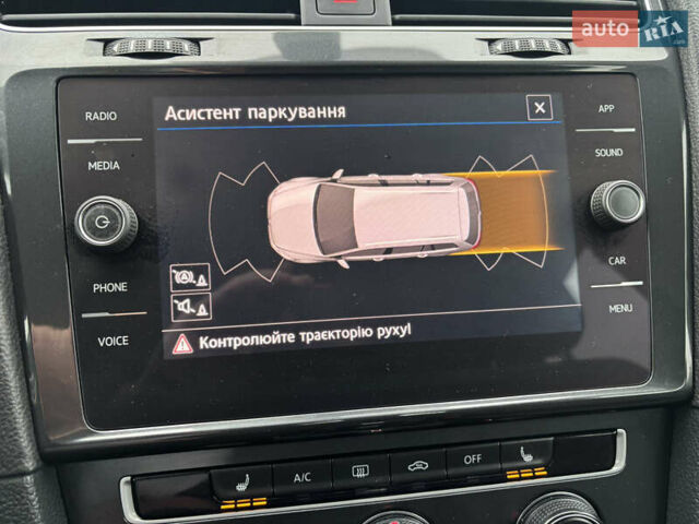 Білий Фольксваген Гольф, об'ємом двигуна 1.6 л та пробігом 267 тис. км за 13100 $, фото 29 на Automoto.ua