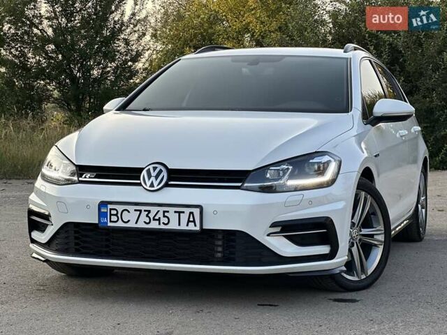 Белый Фольксваген Гольф, объемом двигателя 1.97 л и пробегом 233 тыс. км за 16750 $, фото 18 на Automoto.ua