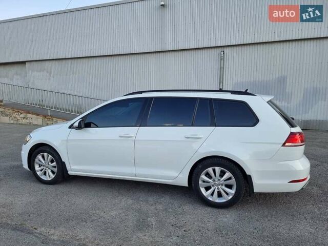 Белый Фольксваген Гольф, объемом двигателя 1.8 л и пробегом 53 тыс. км за 13500 $, фото 8 на Automoto.ua