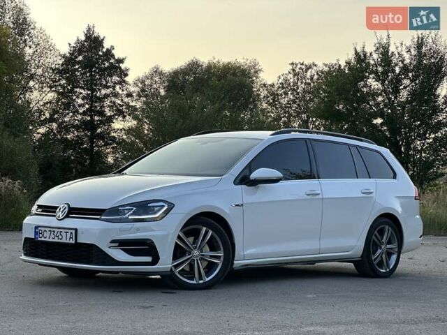 Белый Фольксваген Гольф, объемом двигателя 1.97 л и пробегом 233 тыс. км за 16750 $, фото 16 на Automoto.ua