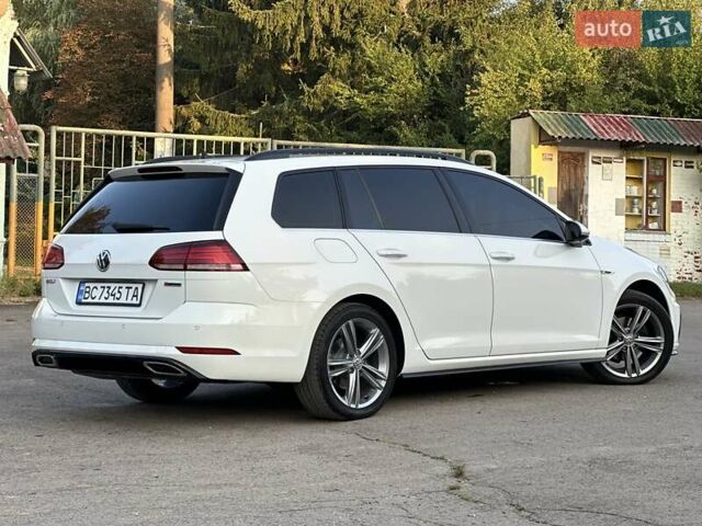 Белый Фольксваген Гольф, объемом двигателя 1.97 л и пробегом 233 тыс. км за 16750 $, фото 6 на Automoto.ua