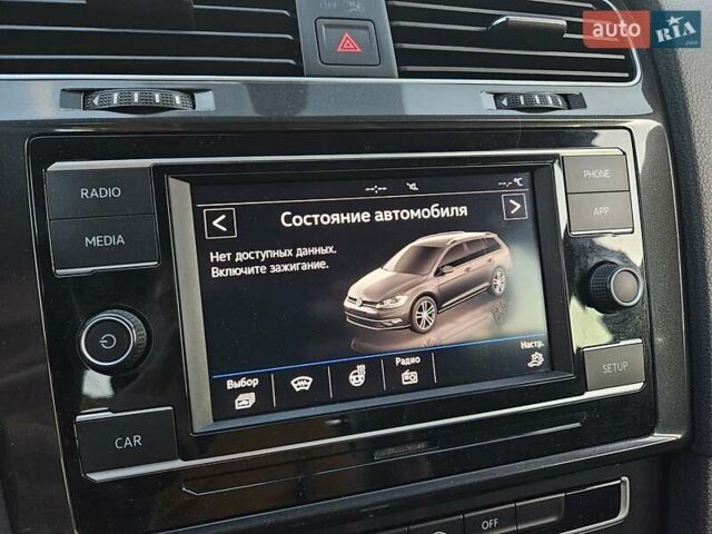 Белый Фольксваген Гольф, объемом двигателя 1.4 л и пробегом 232 тыс. км за 12900 $, фото 24 на Automoto.ua