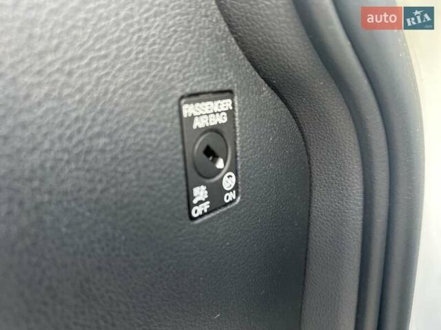 Белый Фольксваген Гольф, объемом двигателя 1.97 л и пробегом 233 тыс. км за 16750 $, фото 47 на Automoto.ua