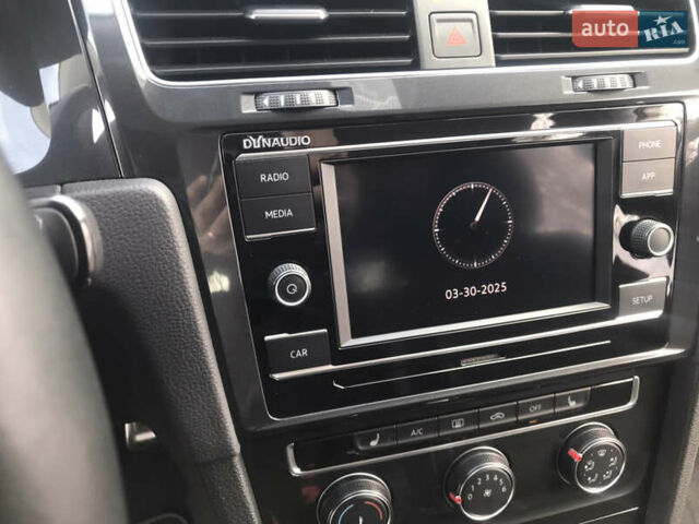 Білий Фольксваген Гольф, об'ємом двигуна 1.8 л та пробігом 136 тис. км за 15700 $, фото 21 на Automoto.ua