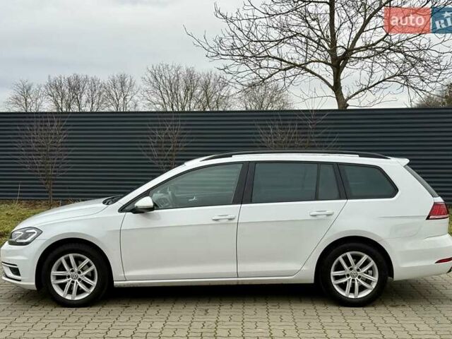 Білий Фольксваген Гольф, об'ємом двигуна 1.6 л та пробігом 159 тис. км за 13950 $, фото 10 на Automoto.ua