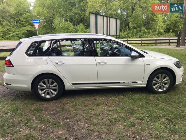 Білий Фольксваген Гольф, об'ємом двигуна 1.8 л та пробігом 136 тис. км за 15700 $, фото 12 на Automoto.ua