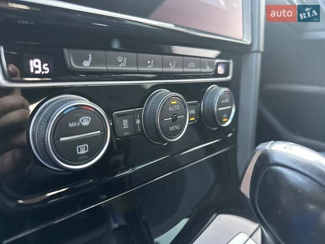 Белый Фольксваген Гольф, объемом двигателя 1.97 л и пробегом 233 тыс. км за 16750 $, фото 52 на Automoto.ua