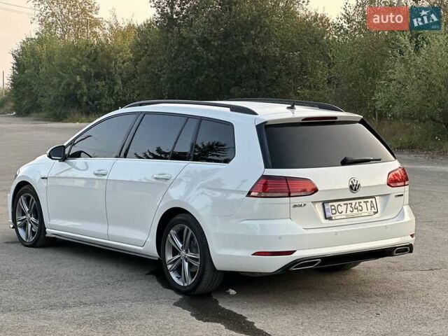 Белый Фольксваген Гольф, объемом двигателя 1.97 л и пробегом 233 тыс. км за 16750 $, фото 66 на Automoto.ua