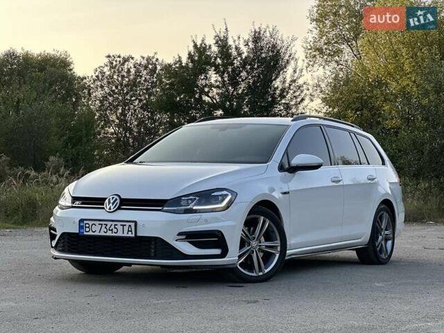 Белый Фольксваген Гольф, объемом двигателя 1.97 л и пробегом 233 тыс. км за 16750 $, фото 19 на Automoto.ua