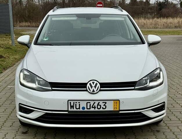 Білий Фольксваген Гольф, об'ємом двигуна 1.6 л та пробігом 159 тис. км за 13950 $, фото 11 на Automoto.ua