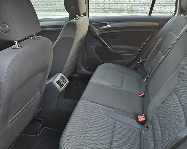 Белый Фольксваген Гольф, объемом двигателя 1.4 л и пробегом 232 тыс. км за 12900 $, фото 15 на Automoto.ua