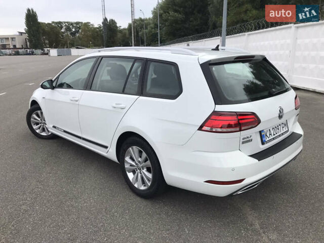 Білий Фольксваген Гольф, об'ємом двигуна 1.8 л та пробігом 136 тис. км за 15700 $, фото 3 на Automoto.ua