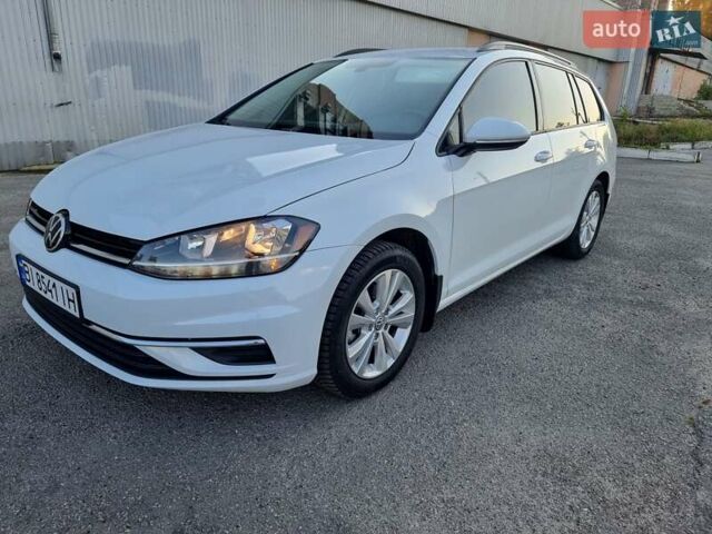 Белый Фольксваген Гольф, объемом двигателя 1.8 л и пробегом 53 тыс. км за 13500 $, фото 7 на Automoto.ua