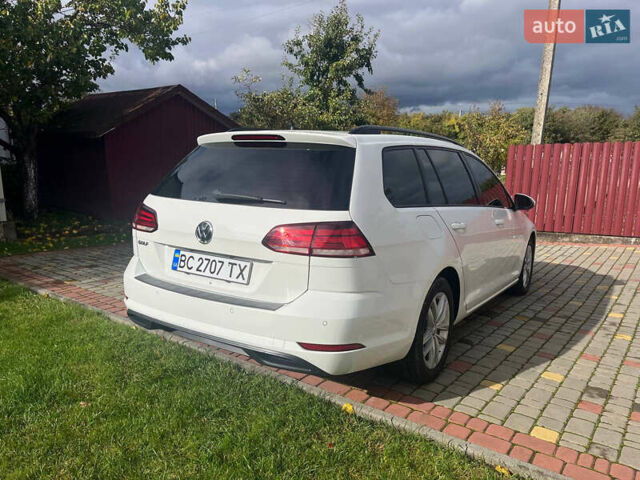 Белый Фольксваген Гольф, объемом двигателя 1.6 л и пробегом 183 тыс. км за 15500 $, фото 29 на Automoto.ua