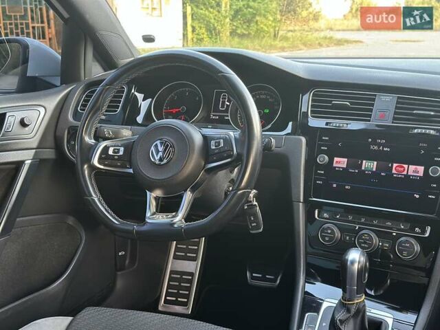Белый Фольксваген Гольф, объемом двигателя 1.97 л и пробегом 233 тыс. км за 16750 $, фото 44 на Automoto.ua