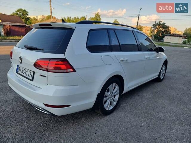 Белый Фольксваген Гольф, объемом двигателя 1.8 л и пробегом 53 тыс. км за 13500 $, фото 3 на Automoto.ua