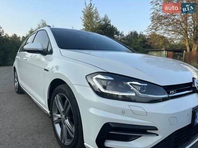 Белый Фольксваген Гольф, объемом двигателя 1.97 л и пробегом 233 тыс. км за 16750 $, фото 26 на Automoto.ua