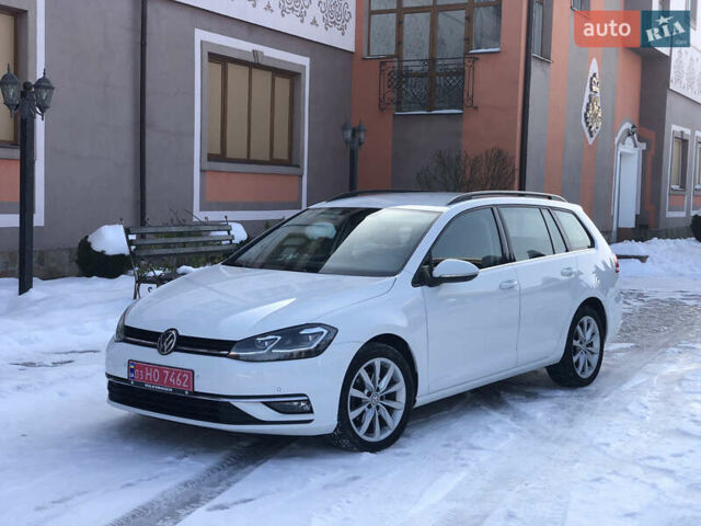 Білий Фольксваген Гольф, об'ємом двигуна 2 л та пробігом 196 тис. км за 15700 $, фото 5 на Automoto.ua