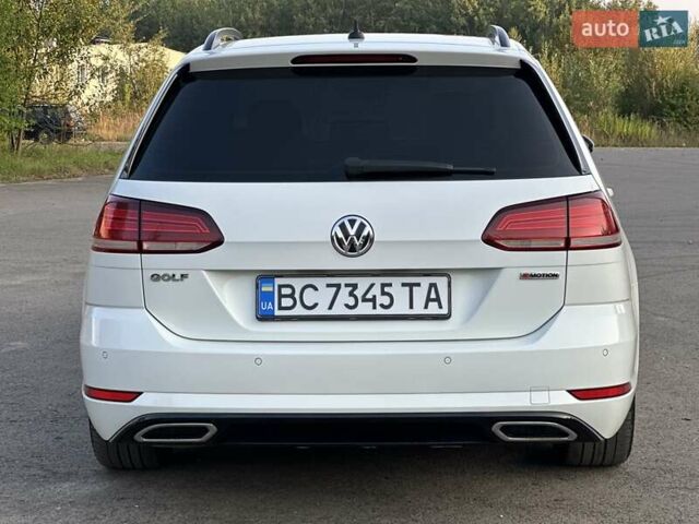 Белый Фольксваген Гольф, объемом двигателя 1.97 л и пробегом 233 тыс. км за 16750 $, фото 11 на Automoto.ua