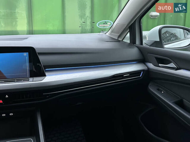 Білий Фольксваген Гольф, об'ємом двигуна 1.97 л та пробігом 201 тис. км за 18999 $, фото 31 на Automoto.ua