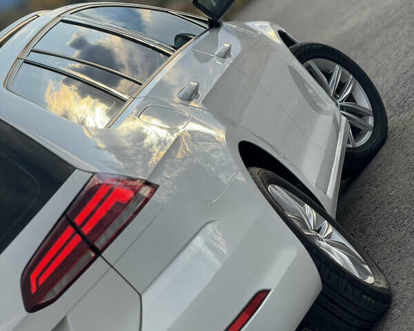 Белый Фольксваген Гольф, объемом двигателя 2 л и пробегом 230 тыс. км за 16800 $, фото 47 на Automoto.ua