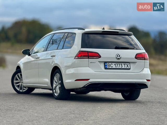 Белый Фольксваген Гольф, объемом двигателя 2 л и пробегом 230 тыс. км за 16800 $, фото 34 на Automoto.ua
