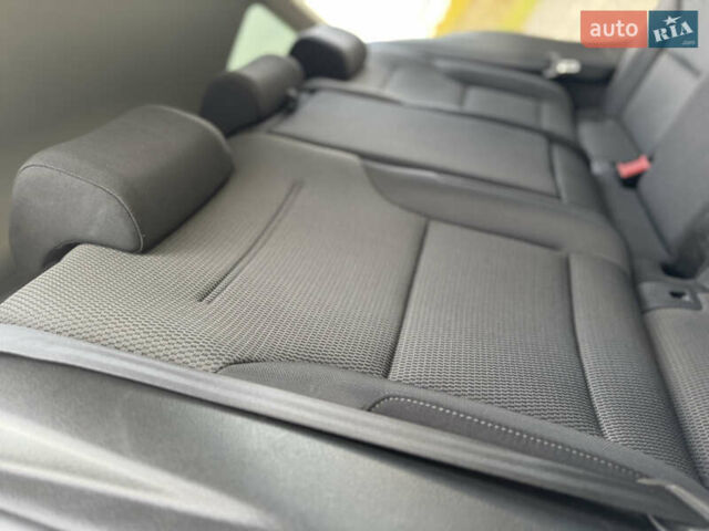 Белый Фольксваген Гольф, объемом двигателя 2 л и пробегом 230 тыс. км за 16800 $, фото 84 на Automoto.ua