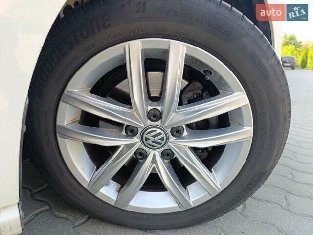 Белый Фольксваген Гольф, объемом двигателя 1.6 л и пробегом 205 тыс. км за 14999 $, фото 13 на Automoto.ua