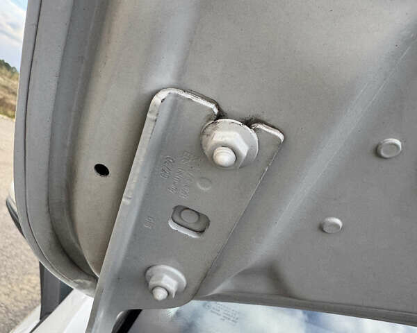 Белый Фольксваген Гольф, объемом двигателя 2 л и пробегом 230 тыс. км за 16800 $, фото 50 на Automoto.ua