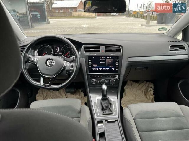 Белый Фольксваген Гольф, объемом двигателя 1.97 л и пробегом 261 тыс. км за 14900 $, фото 40 на Automoto.ua