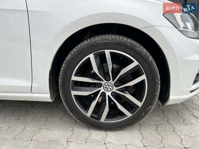 Белый Фольксваген Гольф, объемом двигателя 1.97 л и пробегом 261 тыс. км за 14900 $, фото 30 на Automoto.ua