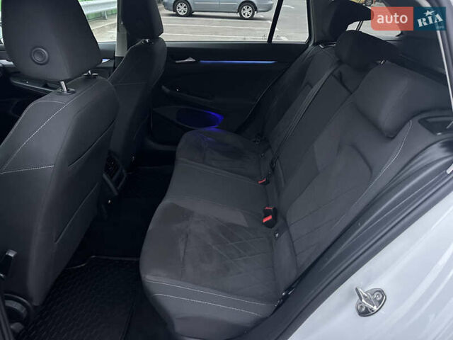 Білий Фольксваген Гольф, об'ємом двигуна 1.97 л та пробігом 201 тис. км за 18999 $, фото 19 на Automoto.ua