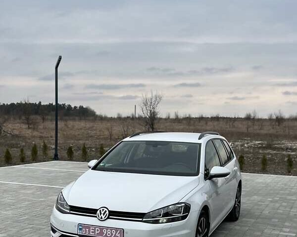 Белый Фольксваген Гольф, объемом двигателя 1.97 л и пробегом 261 тыс. км за 14900 $, фото 29 на Automoto.ua