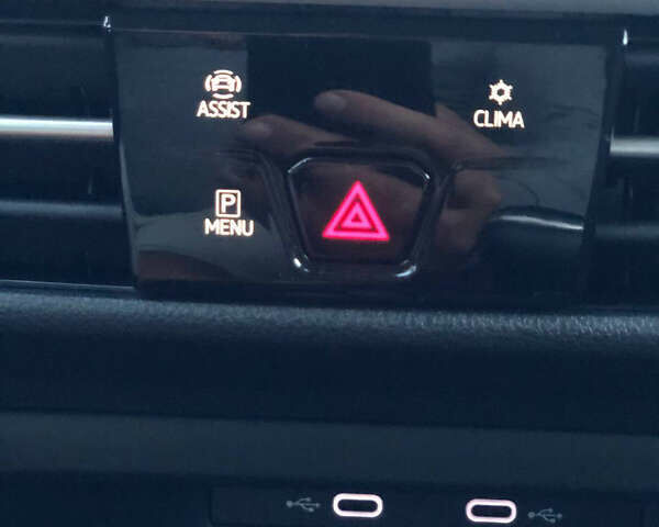 Білий Фольксваген Гольф, об'ємом двигуна 2 л та пробігом 250 тис. км за 16400 $, фото 29 на Automoto.ua