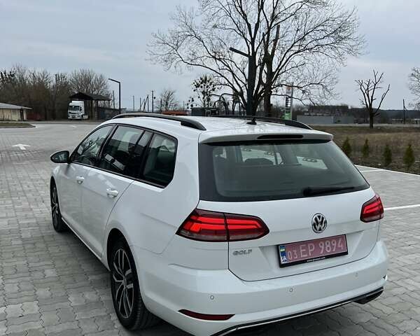 Белый Фольксваген Гольф, объемом двигателя 1.97 л и пробегом 261 тыс. км за 14900 $, фото 21 на Automoto.ua