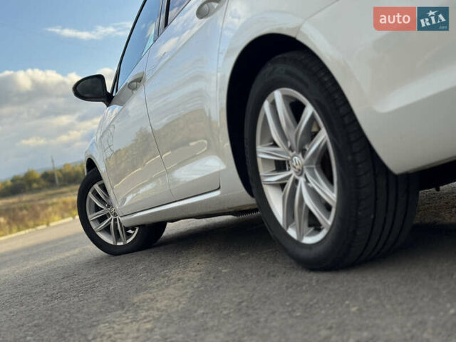 Белый Фольксваген Гольф, объемом двигателя 2 л и пробегом 230 тыс. км за 16800 $, фото 30 на Automoto.ua