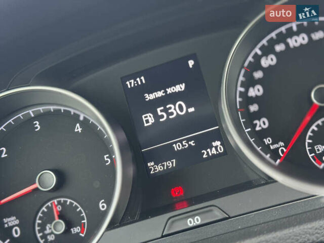 Белый Фольксваген Гольф, объемом двигателя 2 л и пробегом 230 тыс. км за 16800 $, фото 57 на Automoto.ua