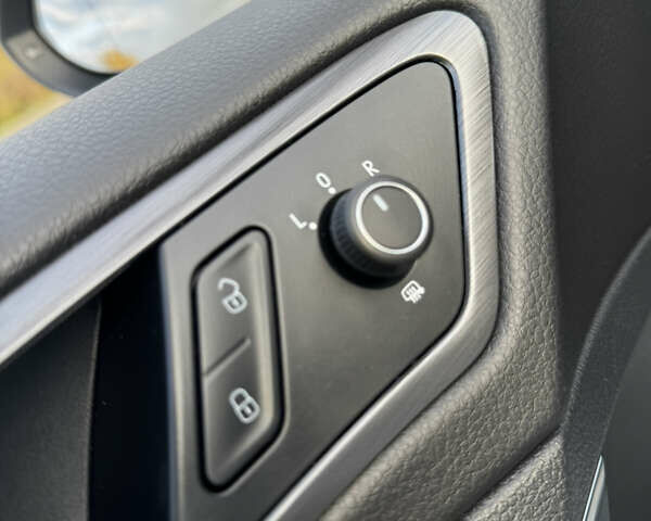 Белый Фольксваген Гольф, объемом двигателя 2 л и пробегом 230 тыс. км за 16800 $, фото 94 на Automoto.ua