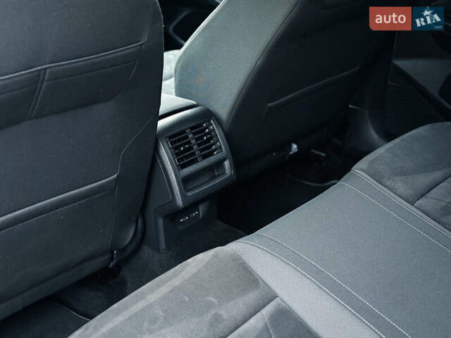 Білий Фольксваген Гольф, об'ємом двигуна 1.97 л та пробігом 204 тис. км за 18699 $, фото 57 на Automoto.ua