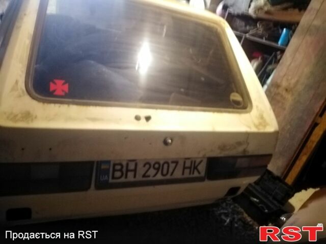 Бежевий Фольксваген Гольф, об'ємом двигуна 1.6 л та пробігом 0 тис. км за 300 $, фото 5 на Automoto.ua