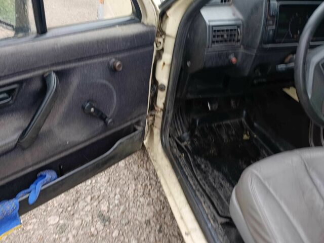 Фольксваген Гольф 1984 у Кам'янське (Дніпродзержинськ) на Automoto.ua Бежевий Фольксваген Гольф, об'ємом двигуна 0 л та пробігом 60 тис. км за 1100 $, фото 6 на Automoto.ua