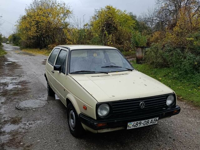 Фольксваген Гольф 1984 у Кам'янське (Дніпродзержинськ) на Automoto.ua Бежевий Фольксваген Гольф, об'ємом двигуна 0 л та пробігом 60 тис. км за 1100 $, фото 1 на Automoto.ua