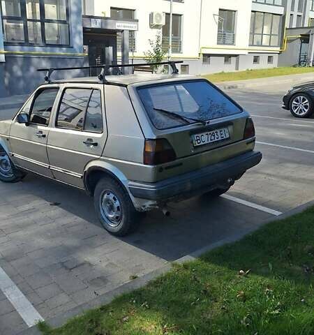 Бежевый Фольксваген Гольф, объемом двигателя 1.59 л и пробегом 100 тыс. км за 1100 $, фото 17 на Automoto.ua